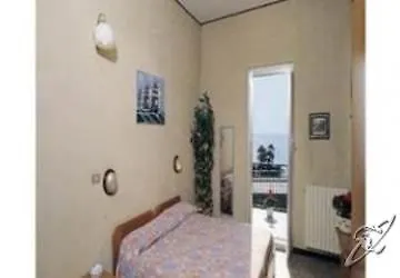 Costa Hotel 3*