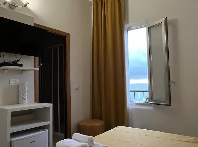 Costa 3* Celle Ligure